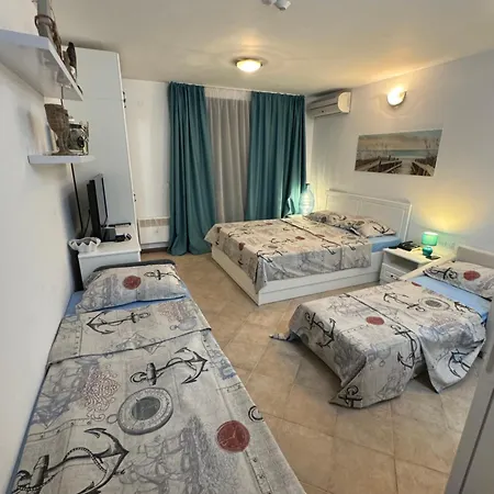 Heritage In Oasis Apartment